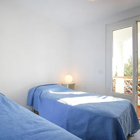 Semesterbostad La Rocade By Interhome